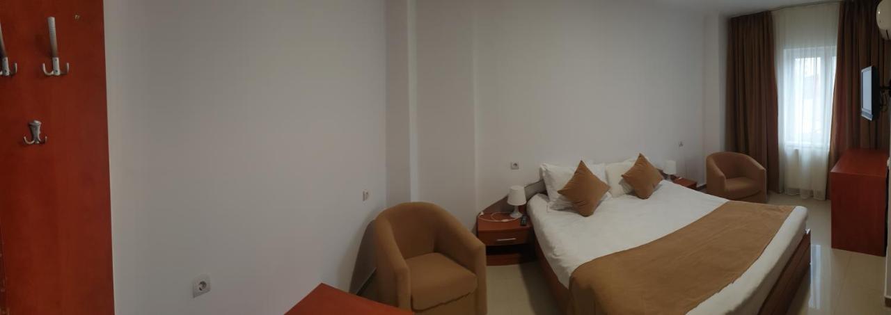 Hotel Top Central บูคาเรสต์ ภายนอก รูปภาพ