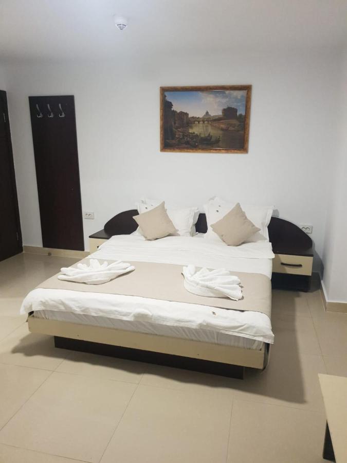 Hotel Top Central บูคาเรสต์ ภายนอก รูปภาพ